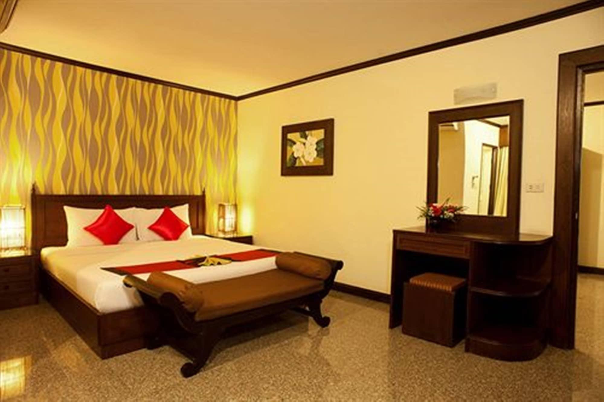 Royal Peninsula Hotel Chiangmai Чиангмай Экстерьер фото