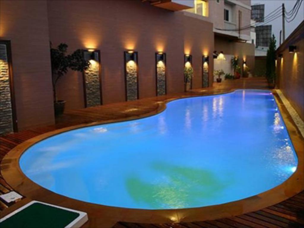 Royal Peninsula Hotel Chiangmai Чиангмай Экстерьер фото