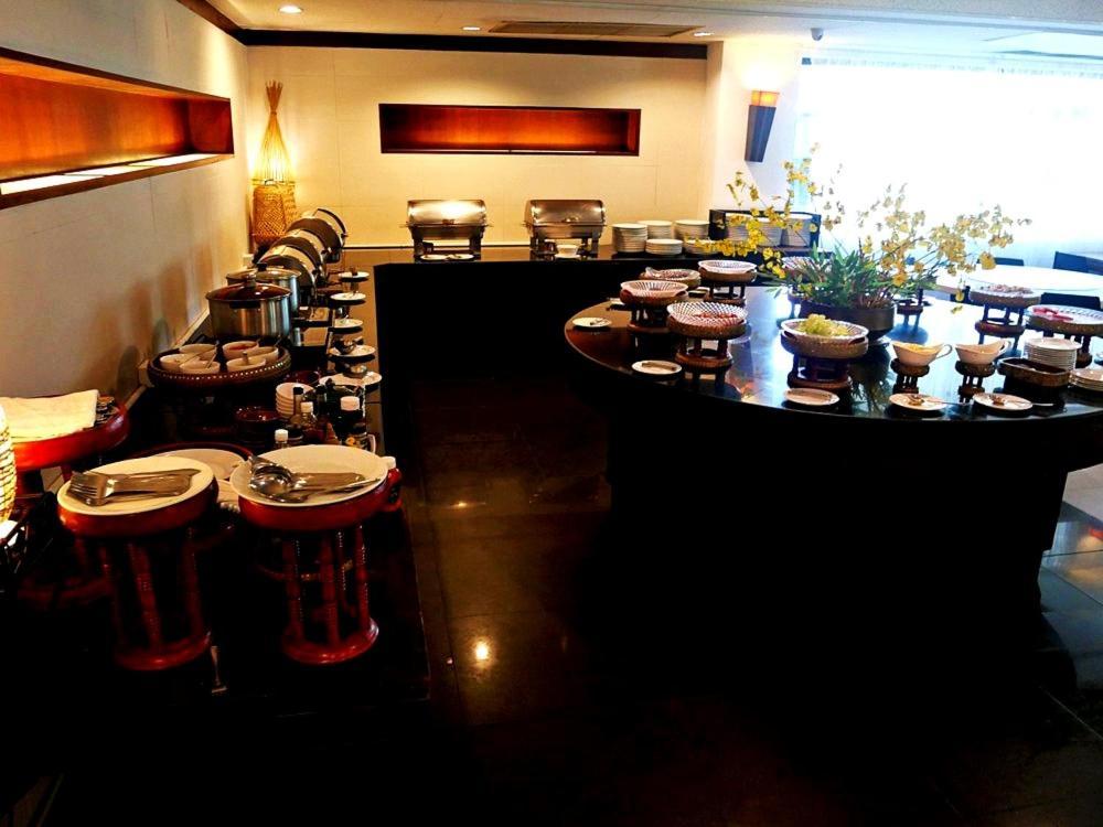 Royal Peninsula Hotel Chiangmai Чиангмай Экстерьер фото