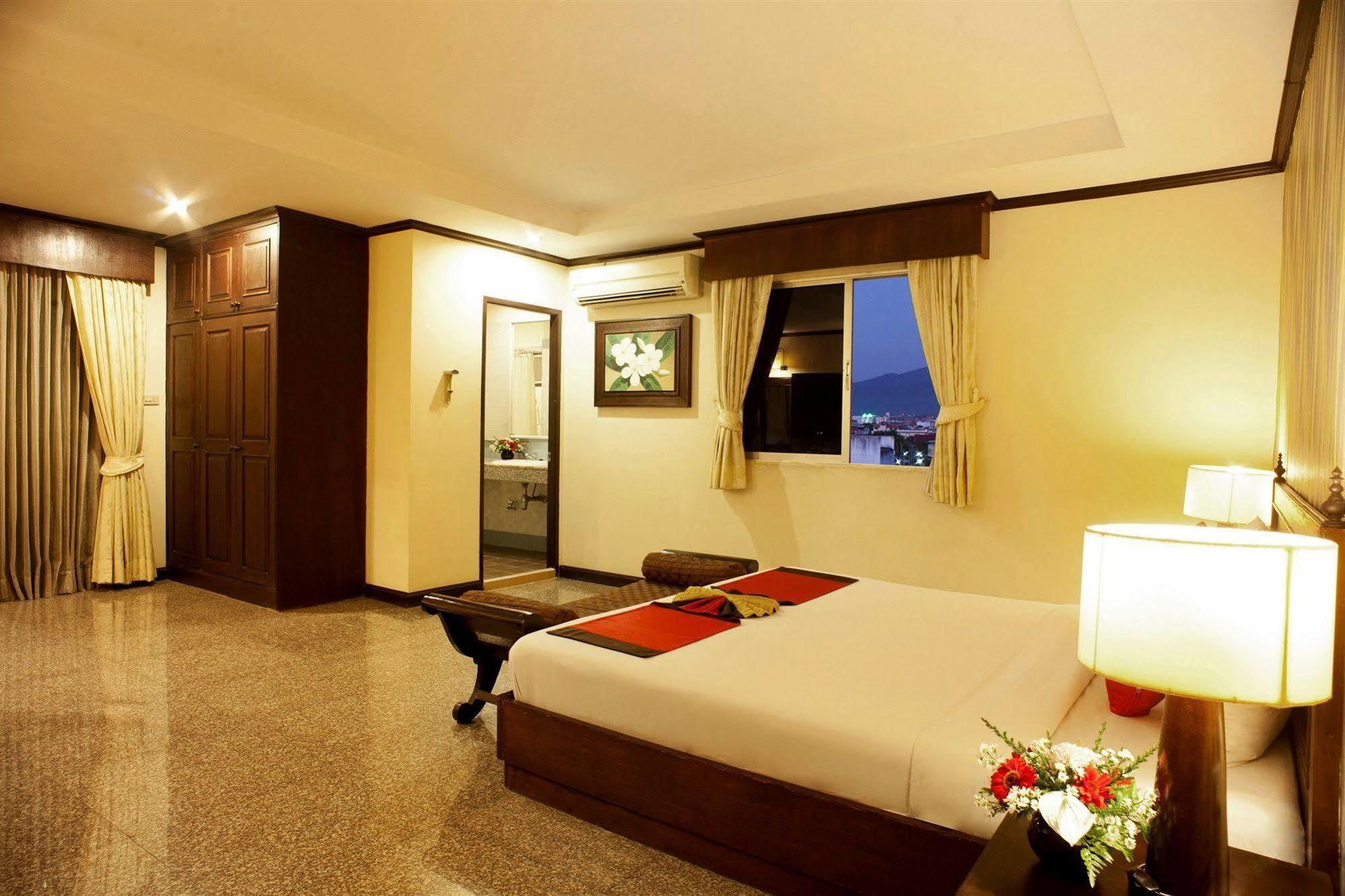 Royal Peninsula Hotel Chiangmai Чиангмай Экстерьер фото